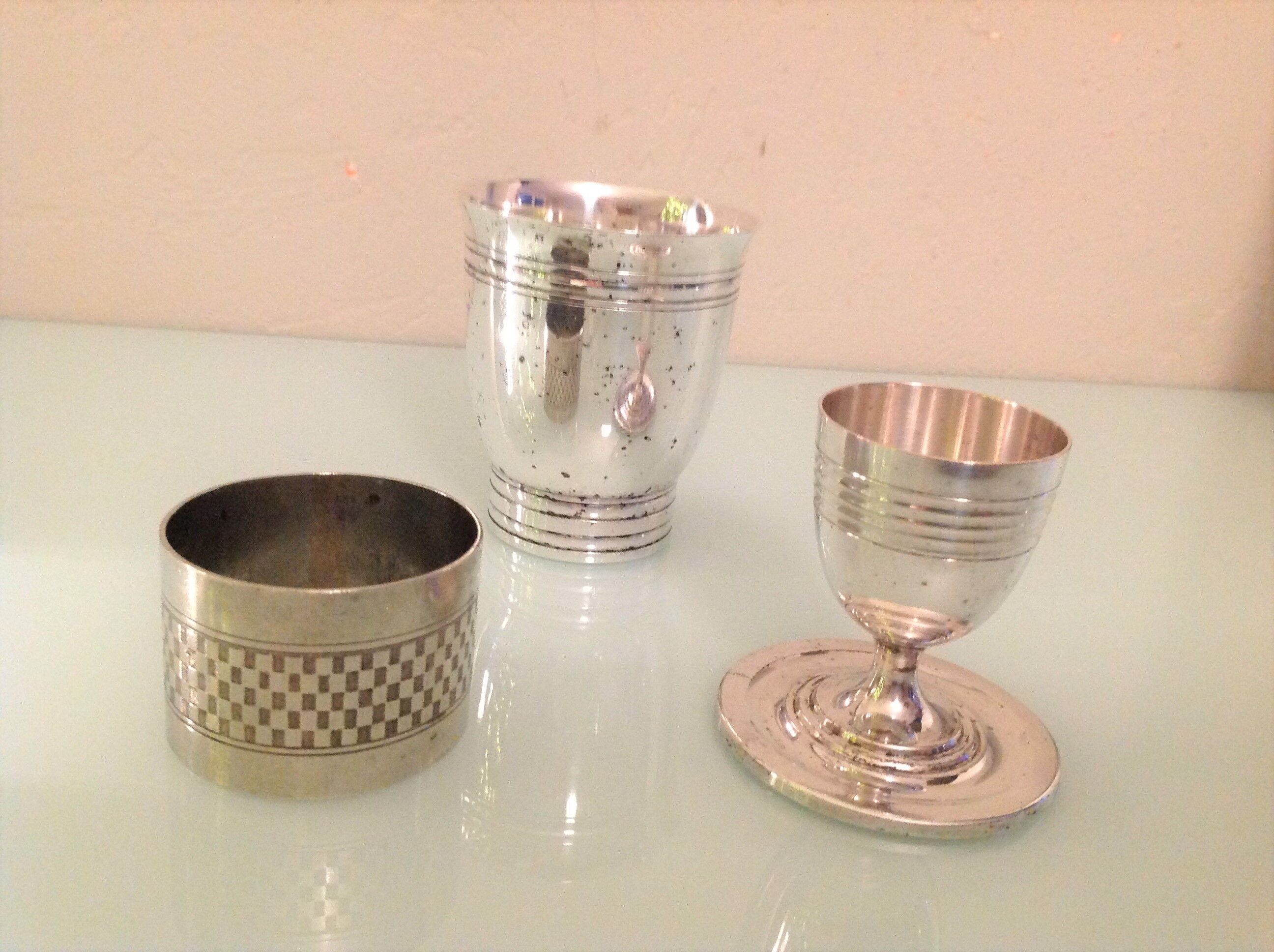 Timpani, shell and round of silver metal / vintage towel 50s-60s