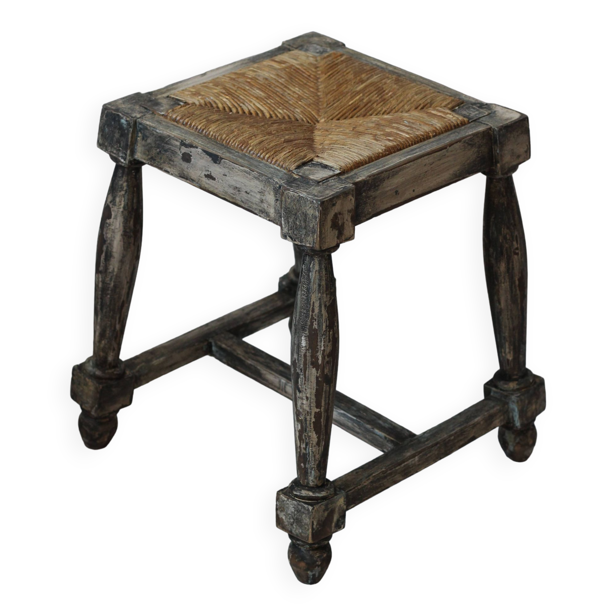 Patinated wooden stool with straw seat