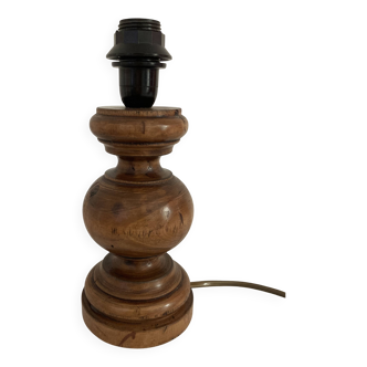 Pied de lampe en bois tourné