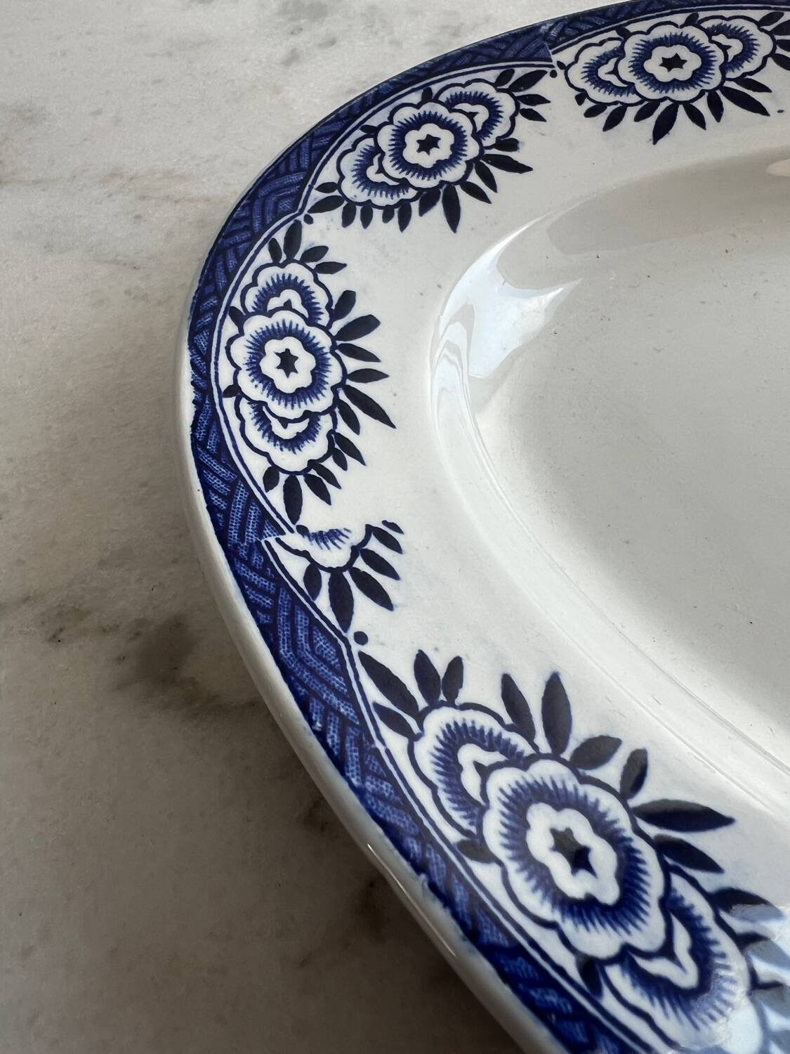 Capri Sarreguemines presentation dish