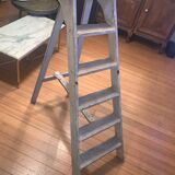 Vintage wooden stepladder with 6 steps