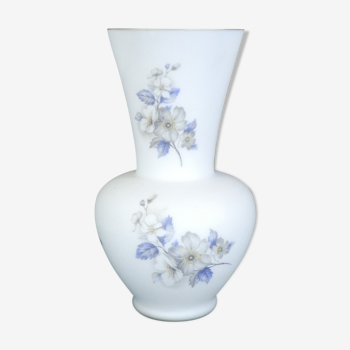 Vase en verre opaque decor floral vintage annees 50