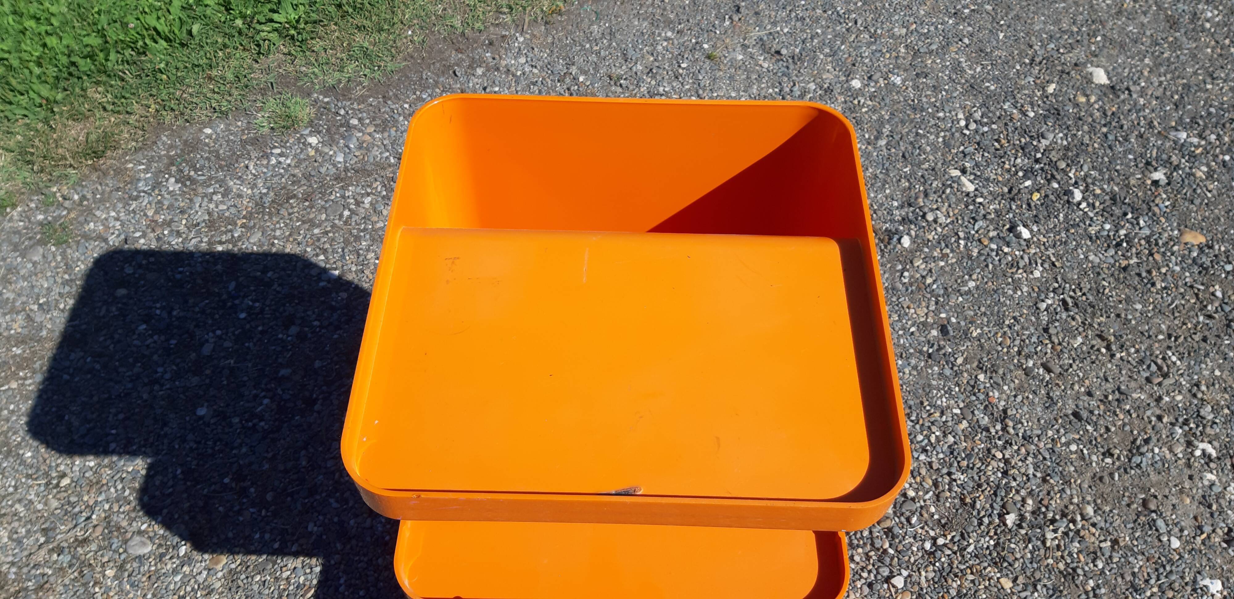 Modulable vintage furniture