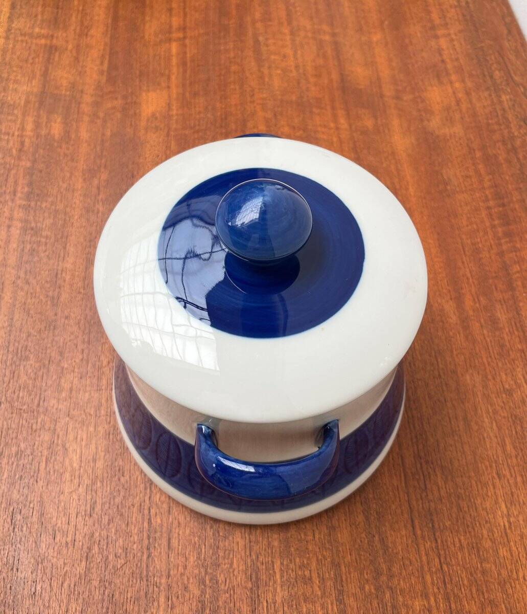 Grand Terrine Couvercle de Pot Suédois du Milieu du Siècle Koka Blue Bla par Hertha Bengtson pour Rörstrand, années 1950