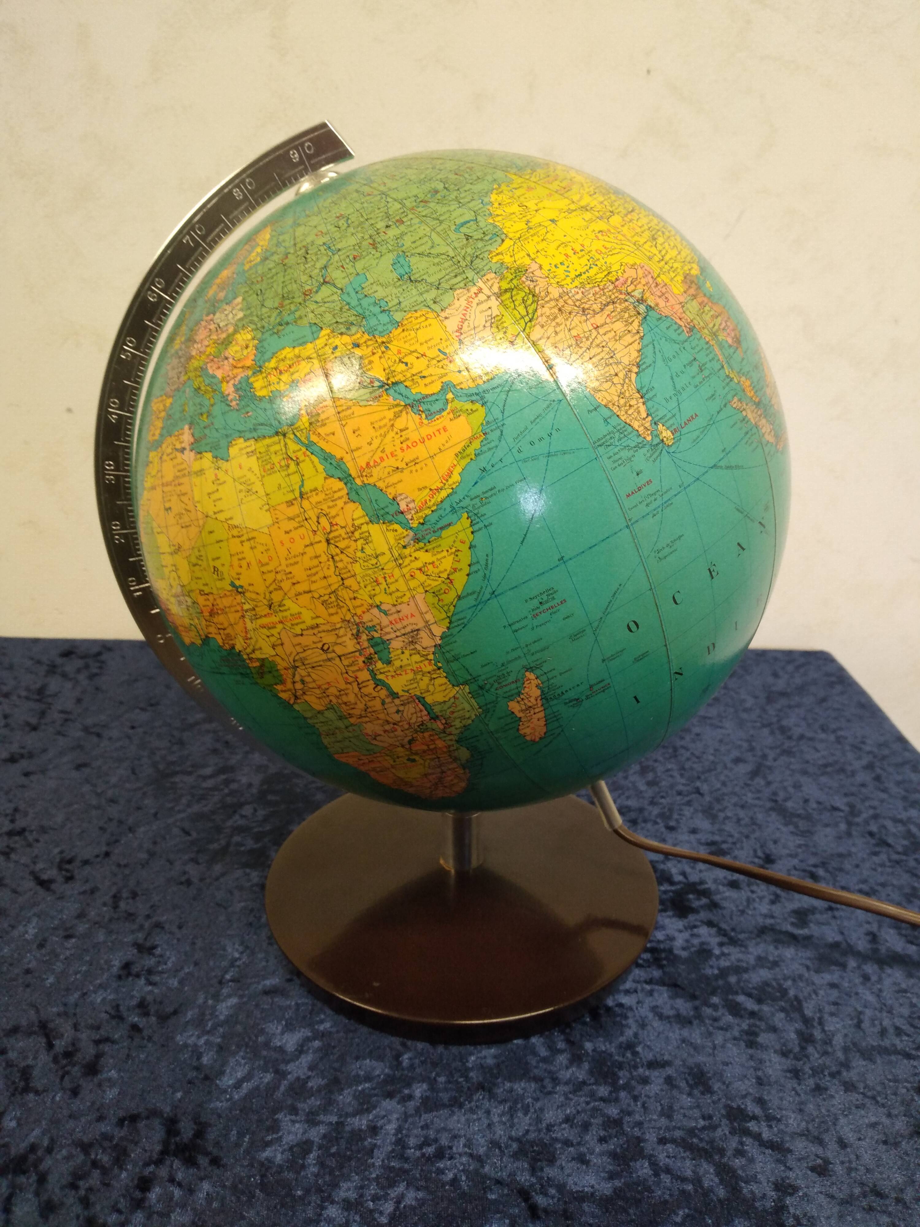 Globe terrestre lumineux vintage JRO Wechselbid, France