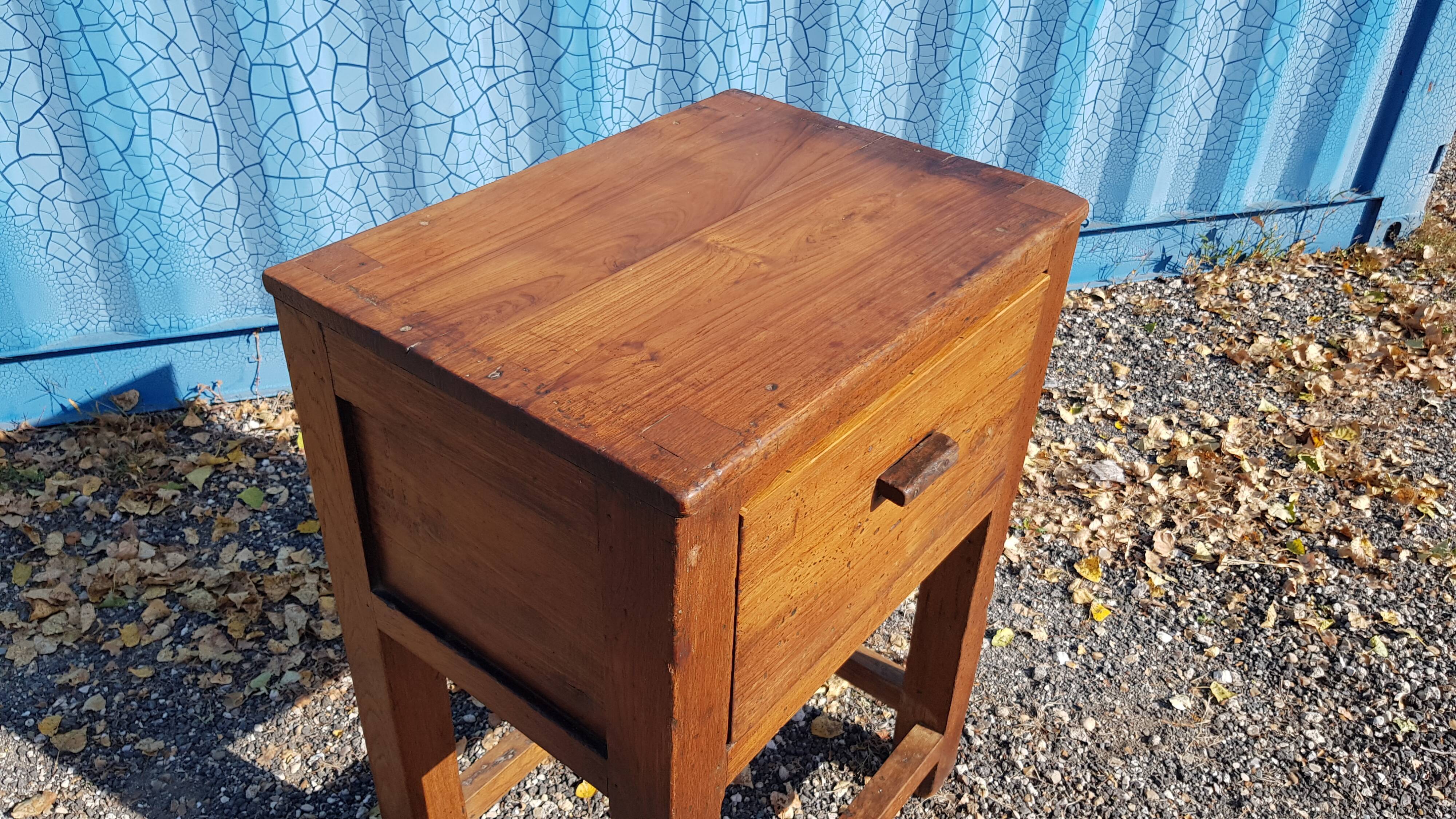 Old log / artisan furniture in solid teak