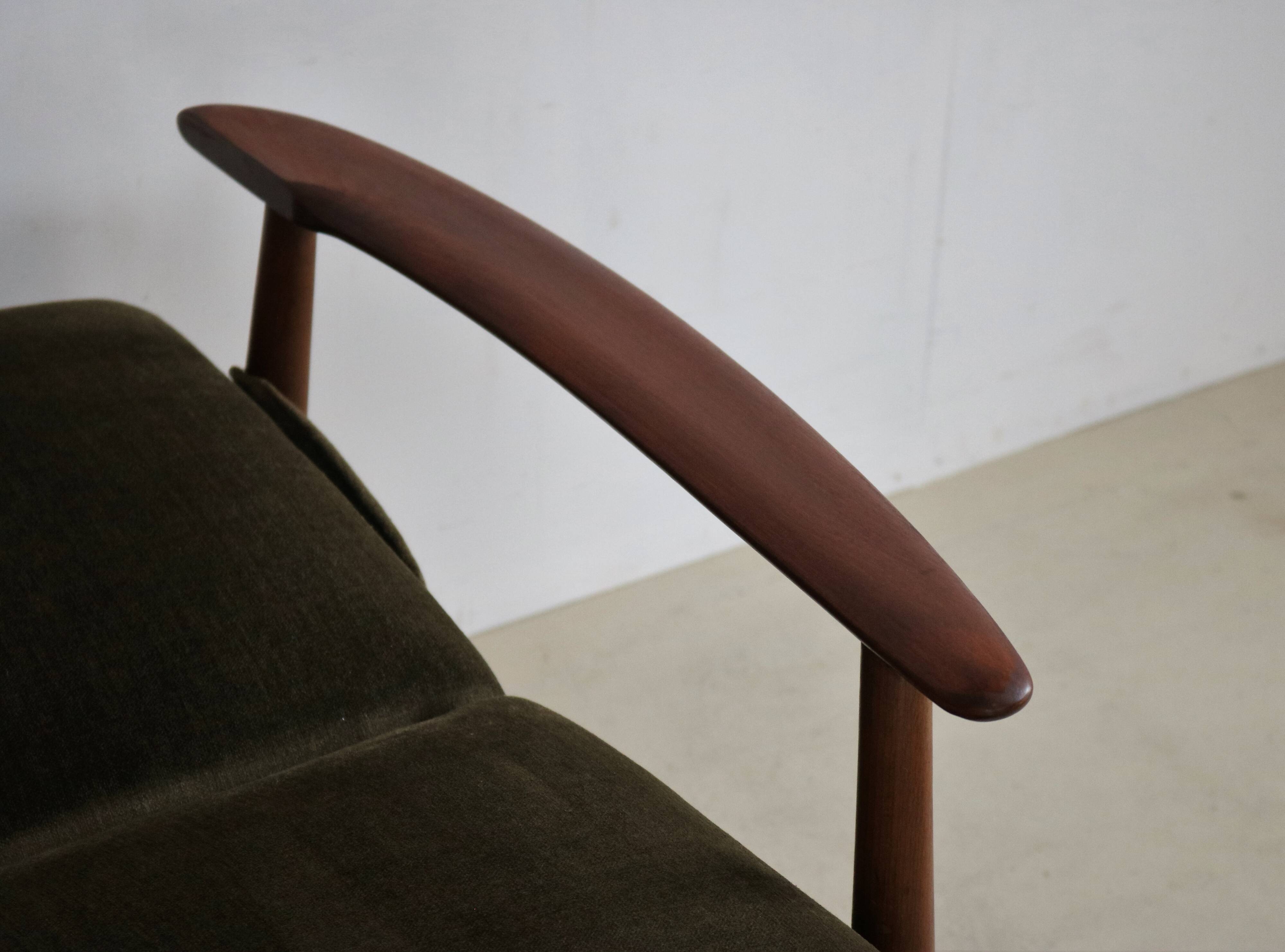 Vintage danish (sleep) sofa