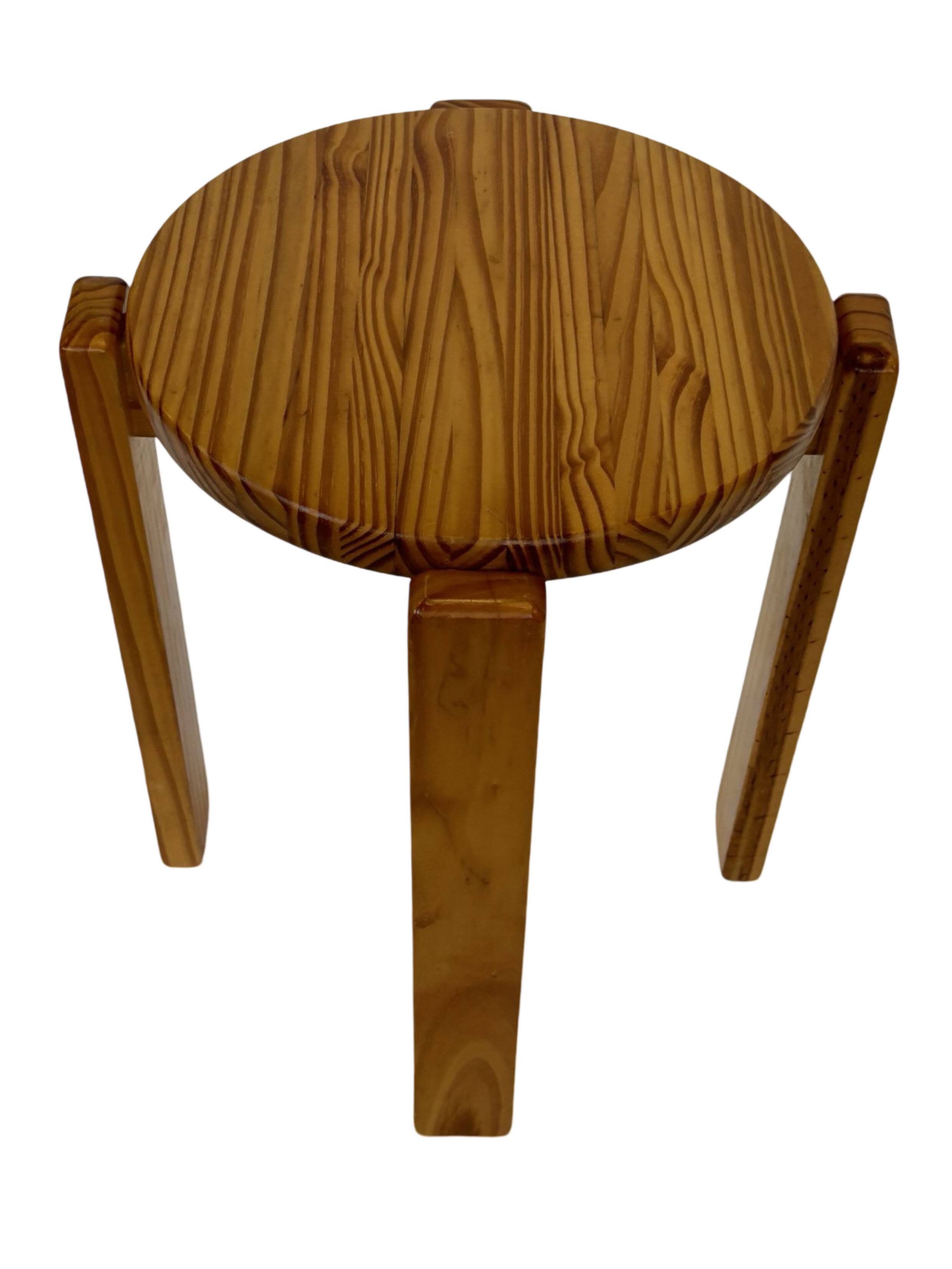 Mid century pinewood stool, 1960s minimalistic design