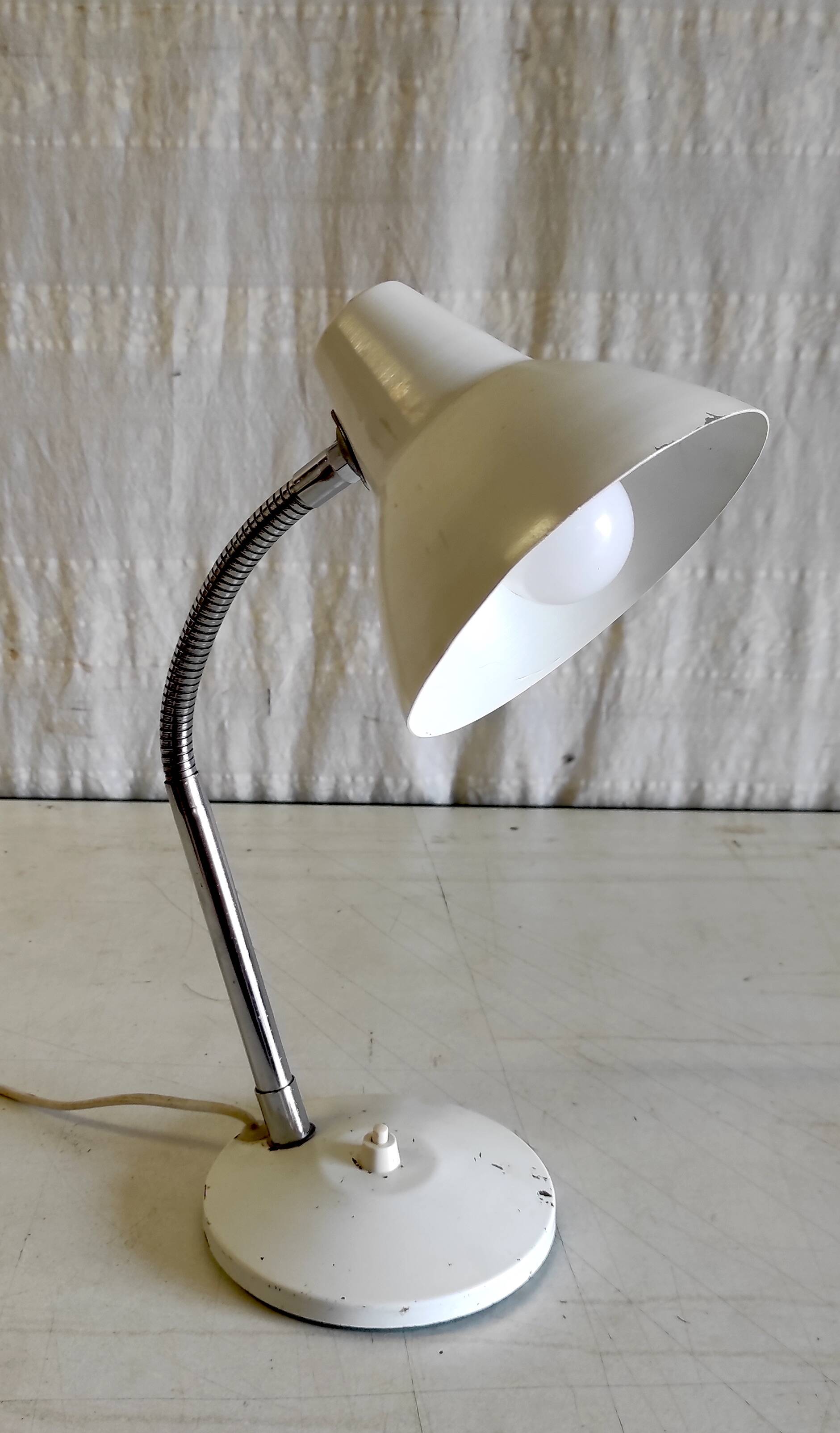 Lampe "cocotte" articulée par Aluminor - années 60