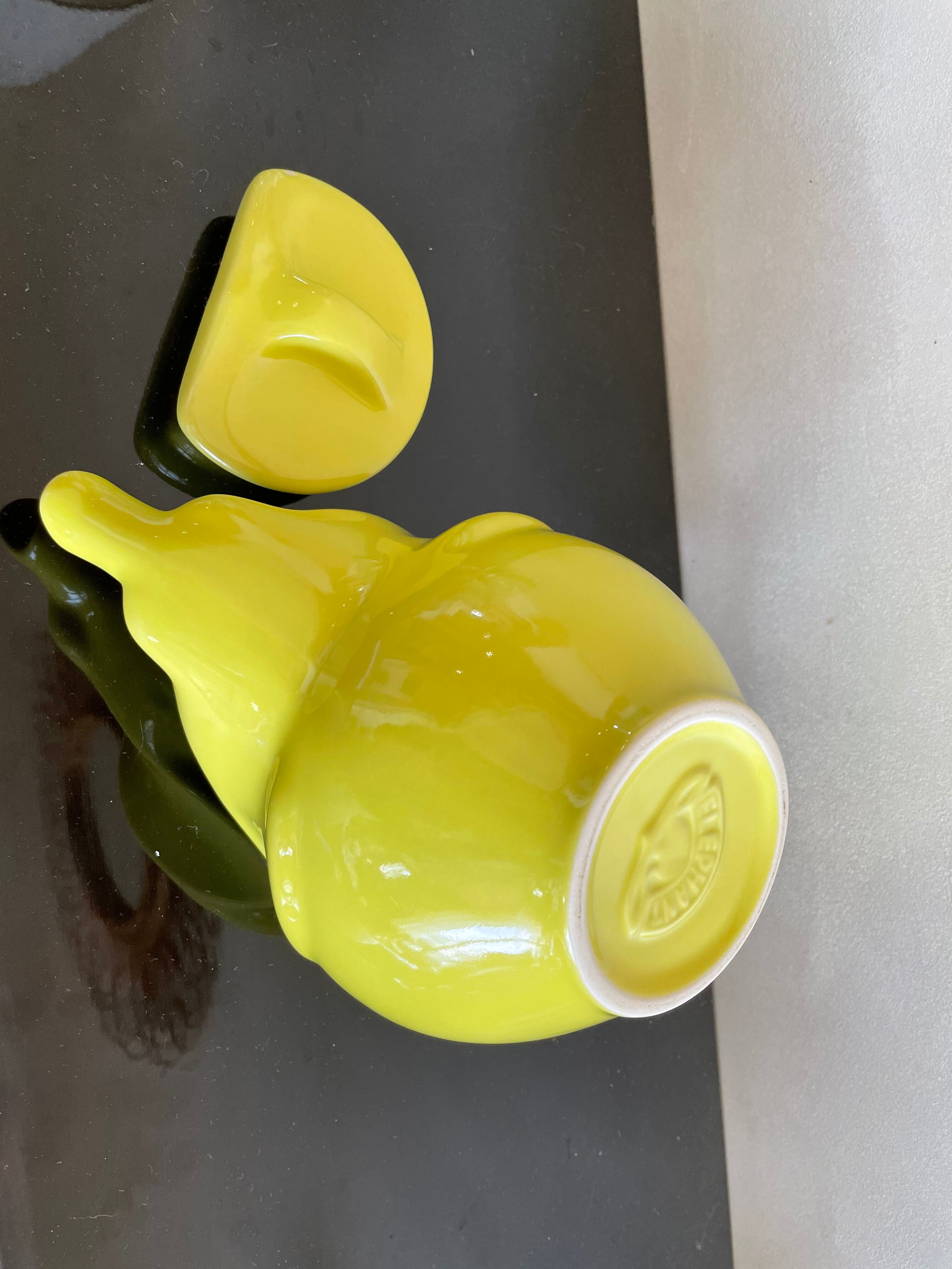 Large pistachio elephant teapot