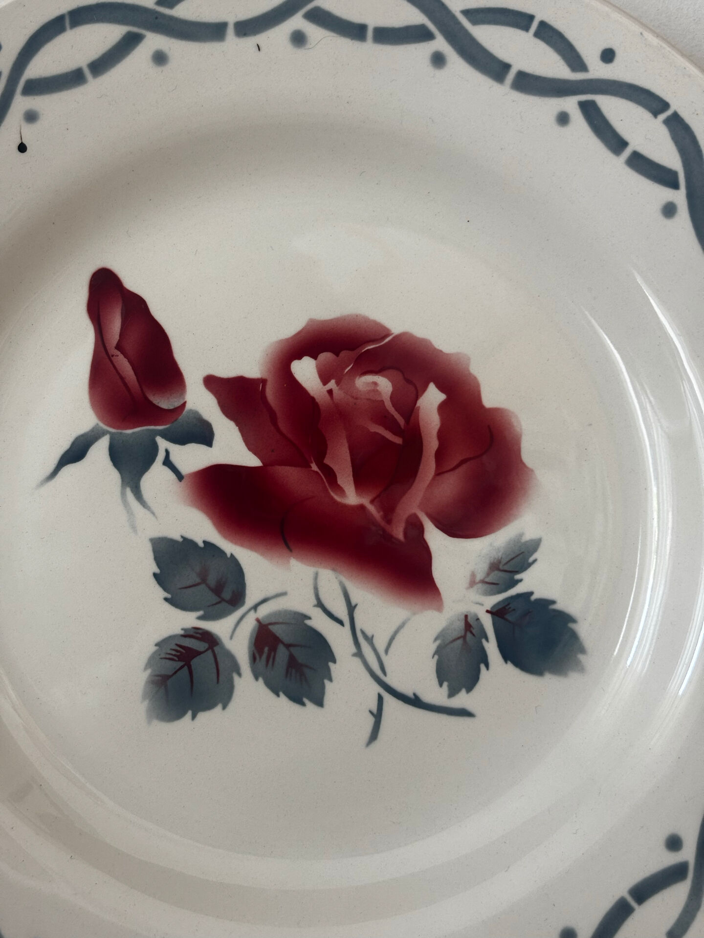 Set of two flat plates and two deep plates Digoin Janine.