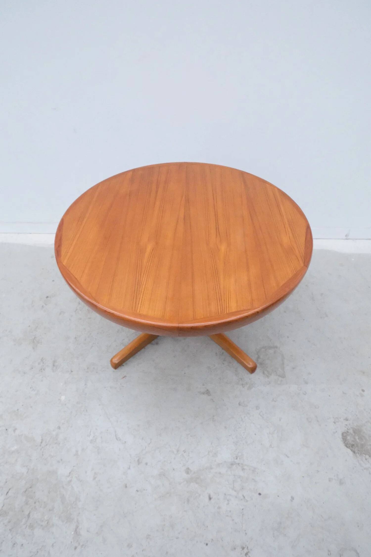 Baumann Scandinavian-style teak dining table, France 1970s
