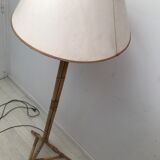 Bamboo lamppost feet tripod