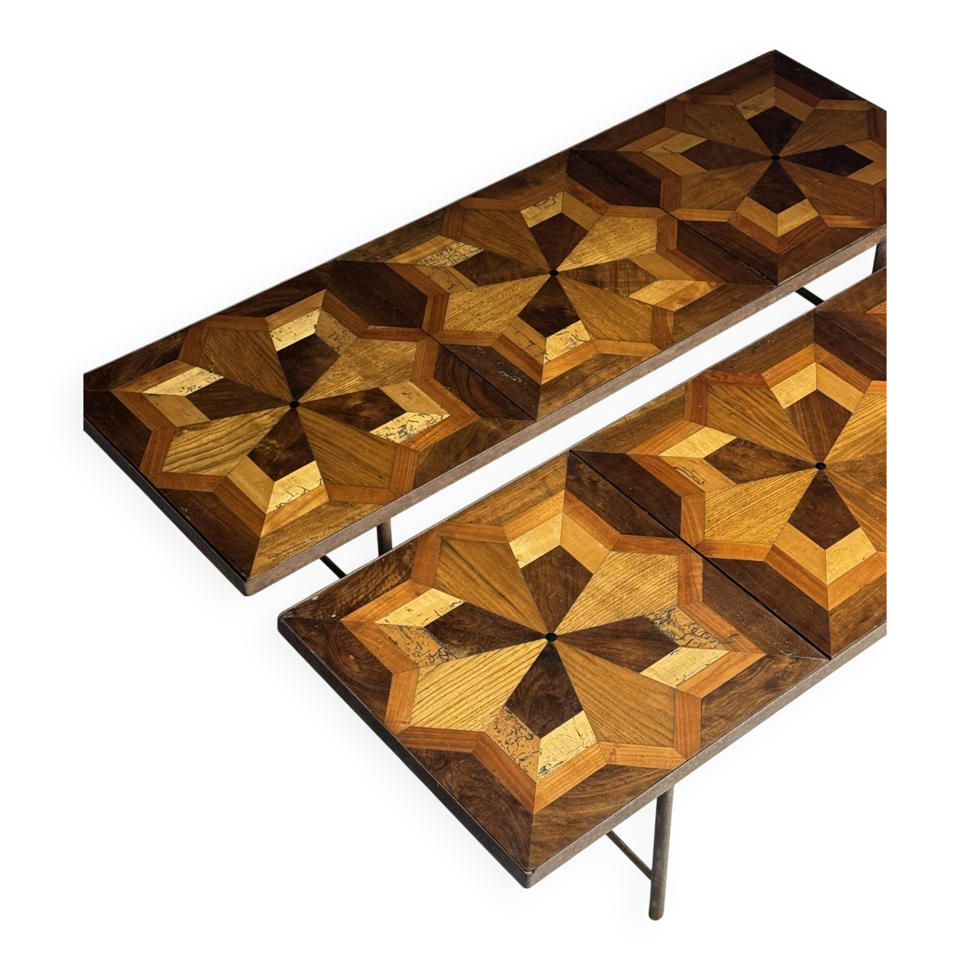 Tables basses en marqueterie (ensemble) 19e siècle