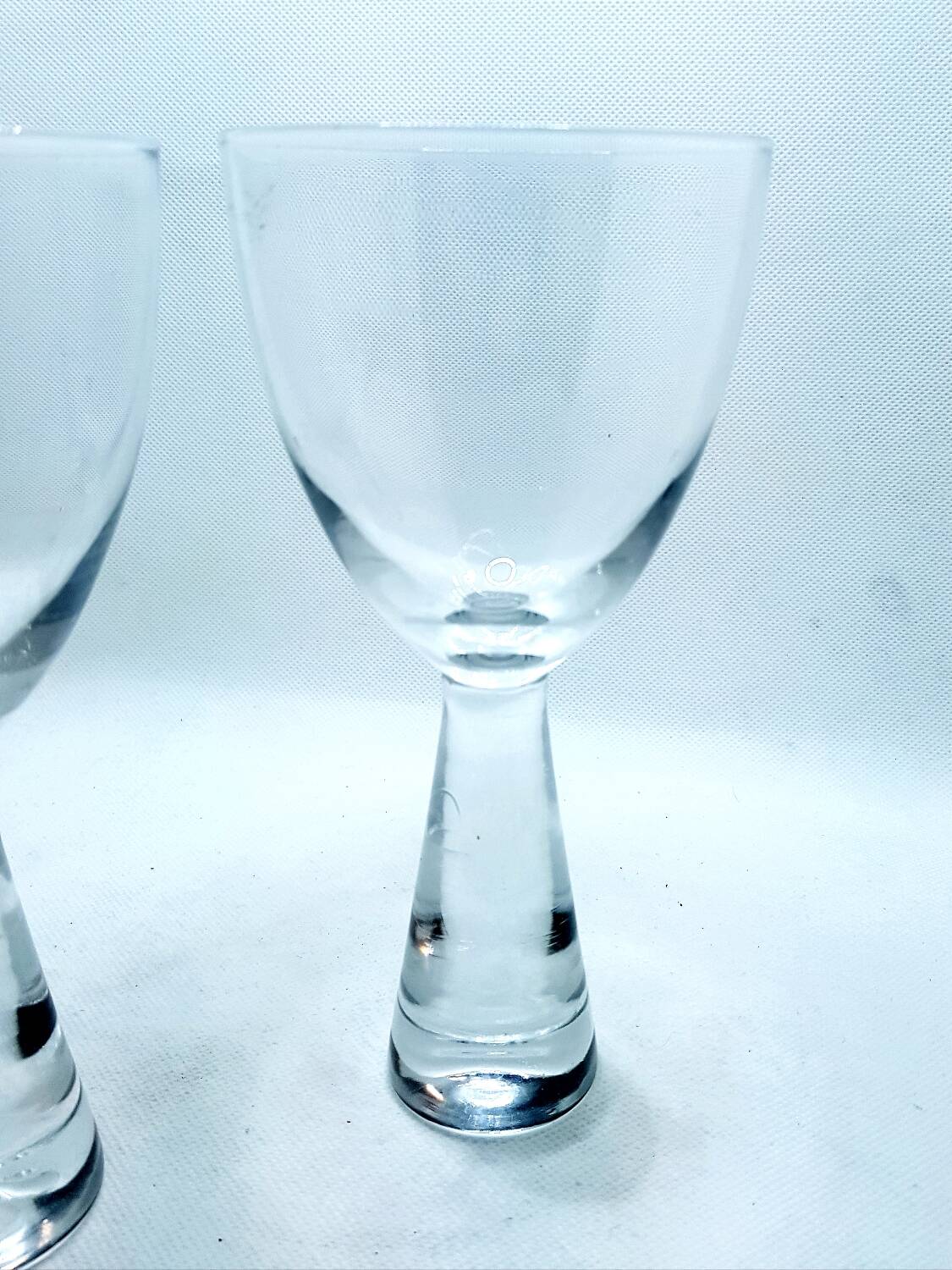 Large bell wine glasses