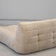 Chaise longue Togo en tissu velours côtelé blanc attribuée à Michel Ducaroy pour Ligne Roset, 1974.
