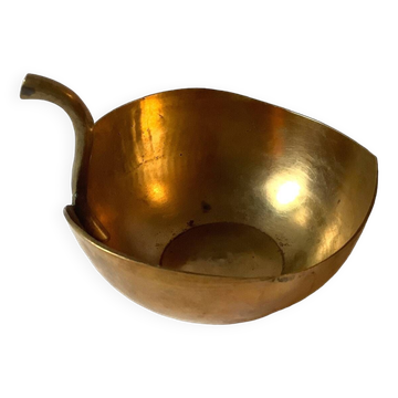 Brass apple pocket emptier