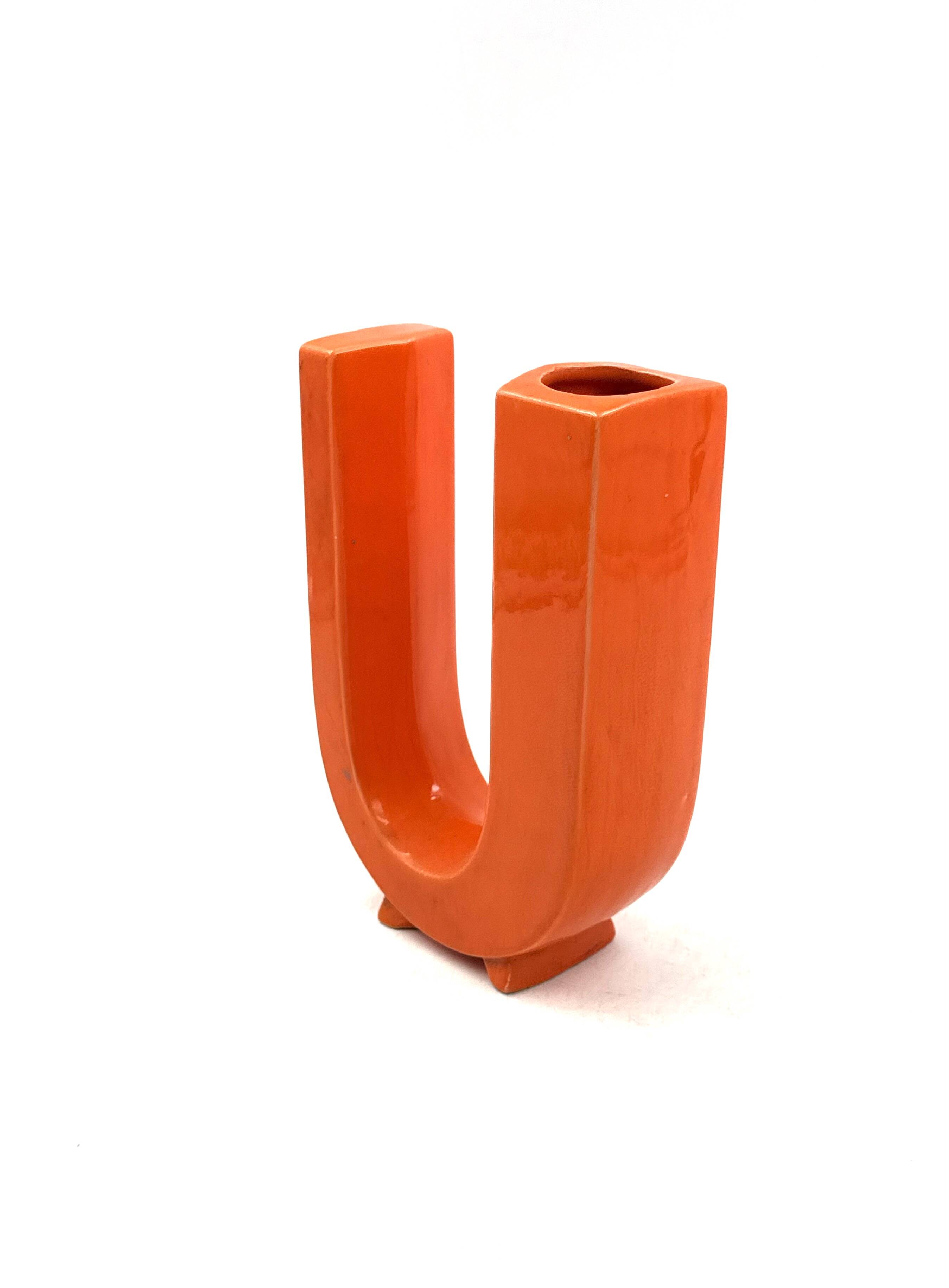Space age U letter ceramic solifleur vase, Marcel Radureau France 1970