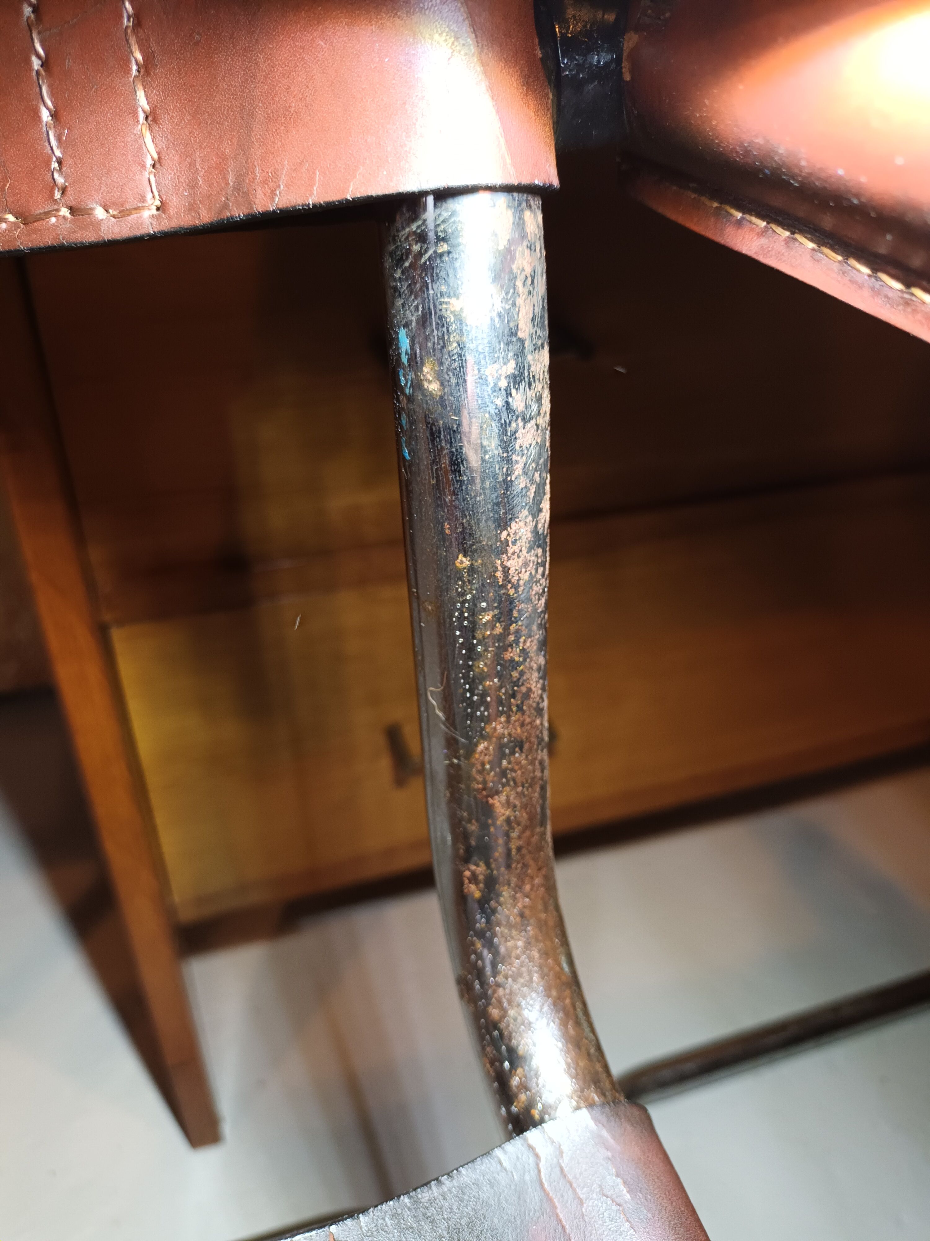 Set of 6 brown leather armchairs