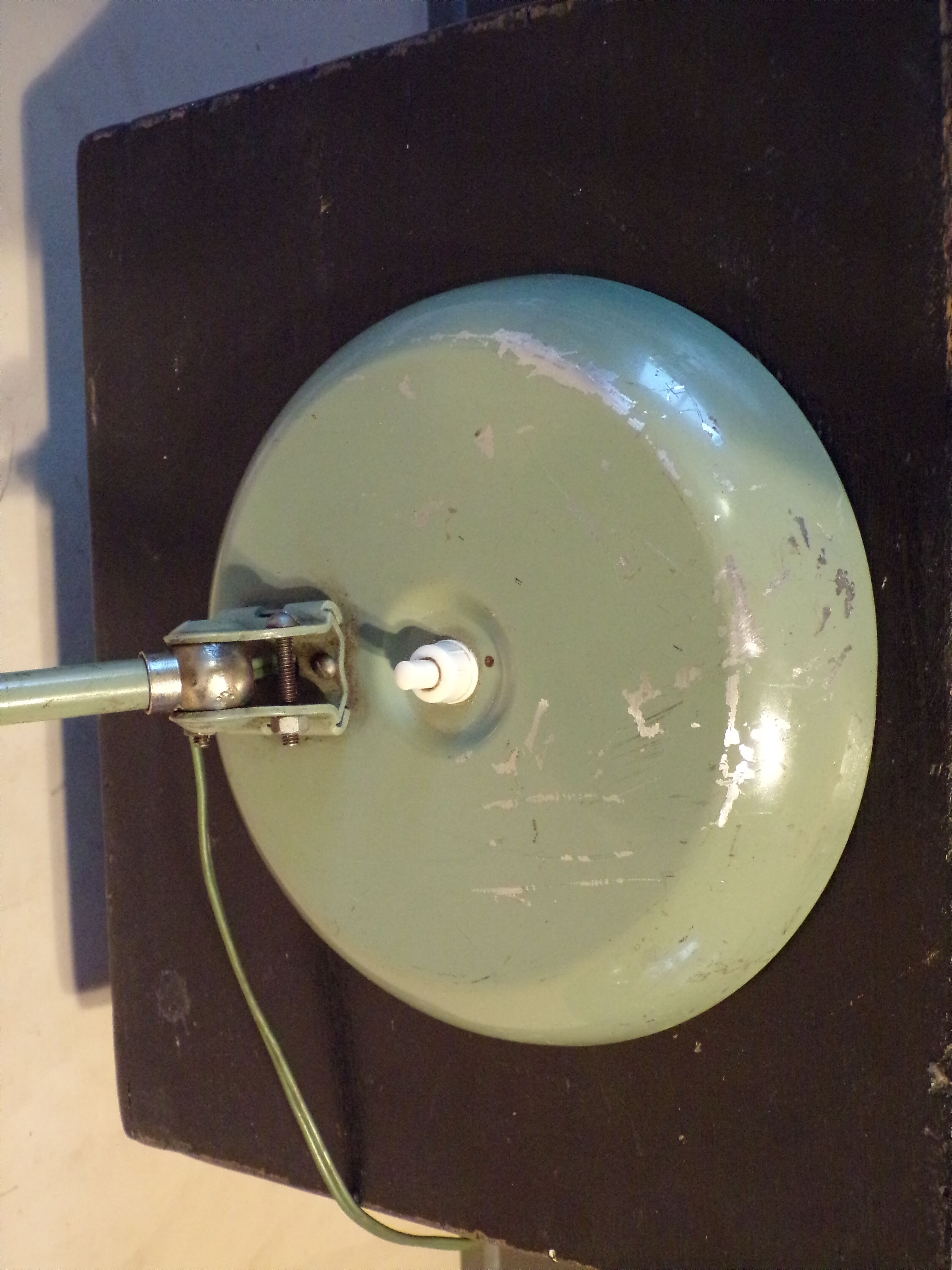 Manufrance articulated workshop lamp