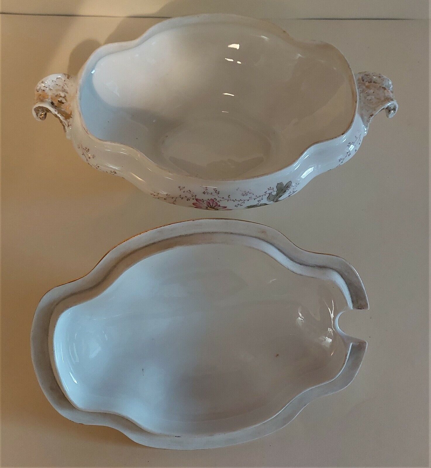 Limoges porcelain soup tureen Redon Martial late nineteenth century