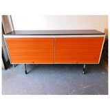 Strafor sideboard