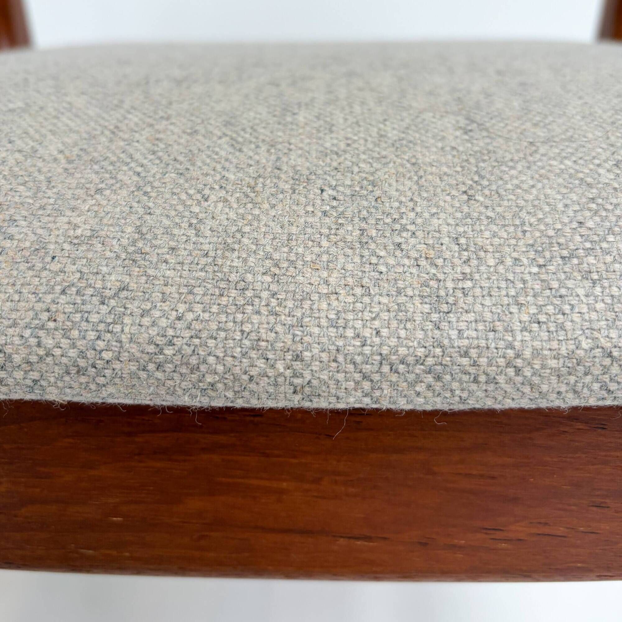 Set of 6 Danish design chairs by Johannes Andersen for Uldum, 1960s