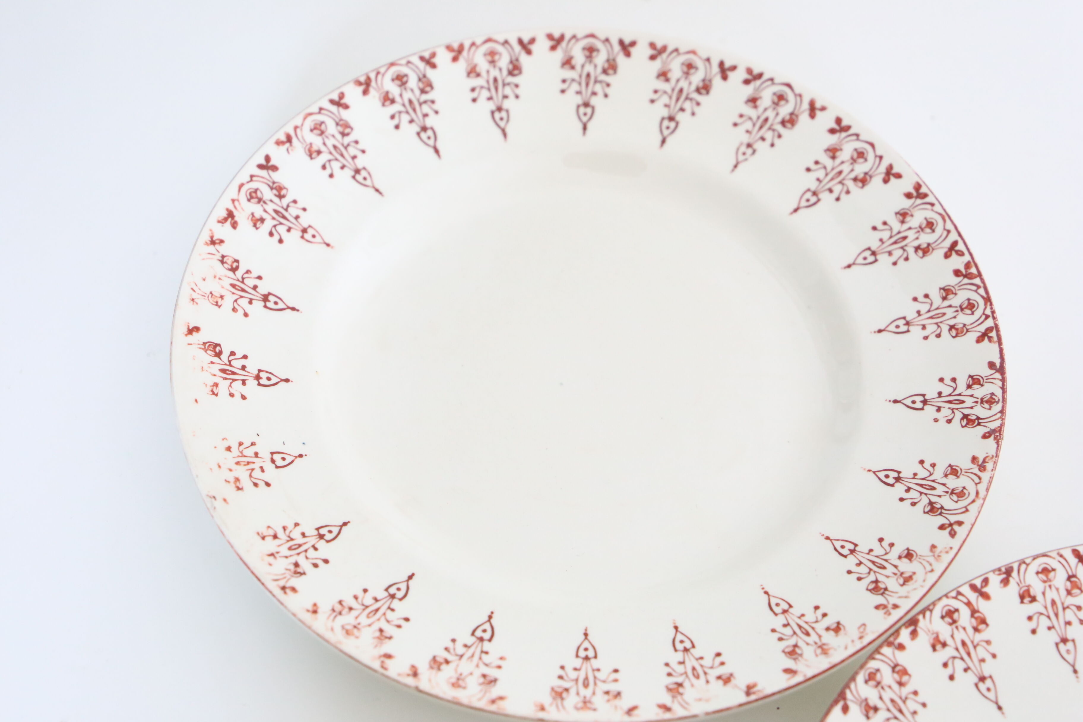 Flat plates red iron earth