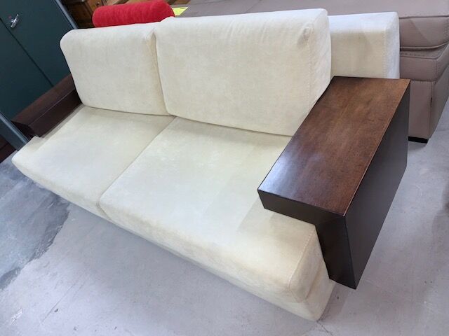 Design sofa 3 places in microfiber and wood