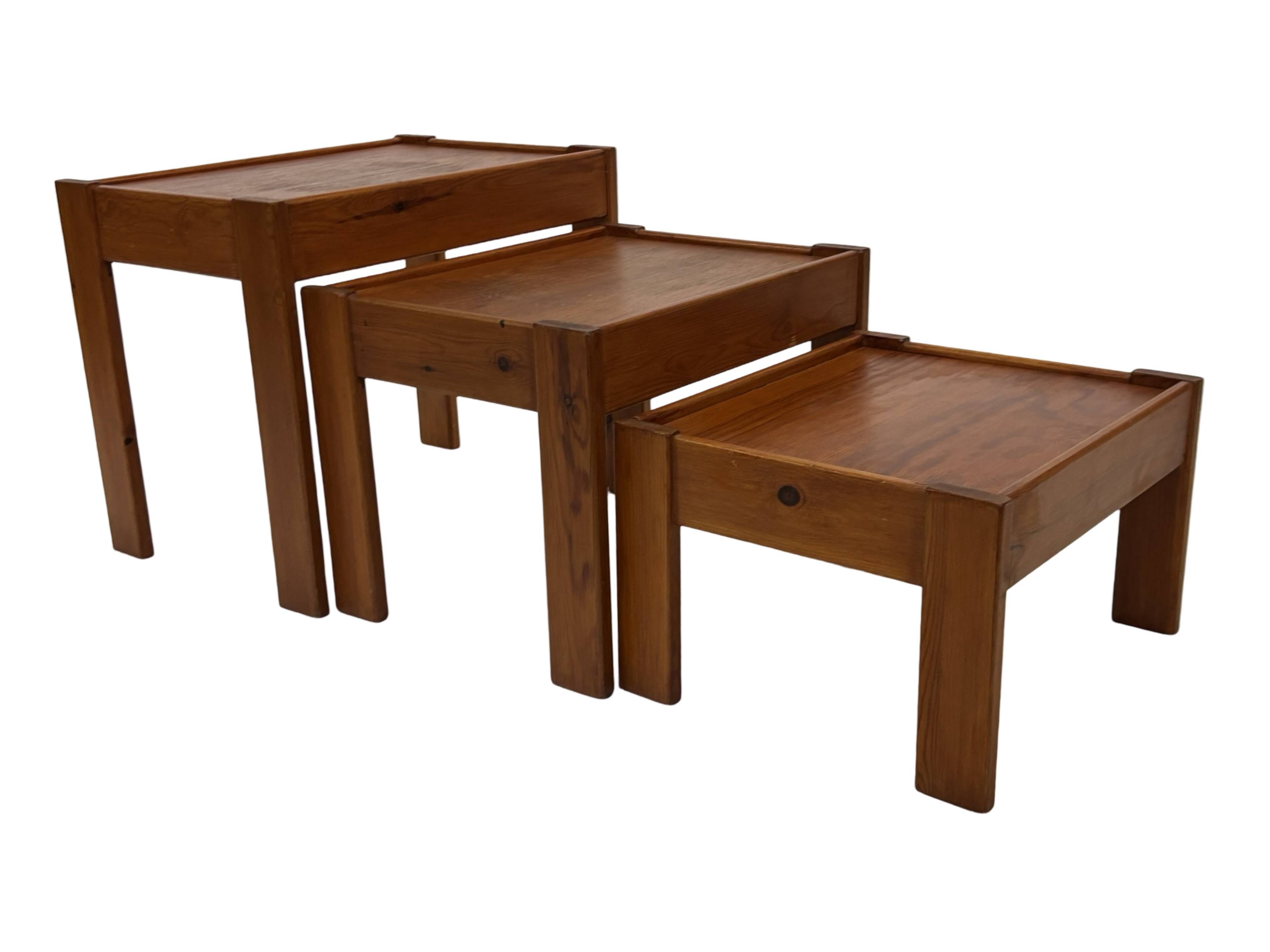 Vintage set of 3 side tables nesting pine wood 60s