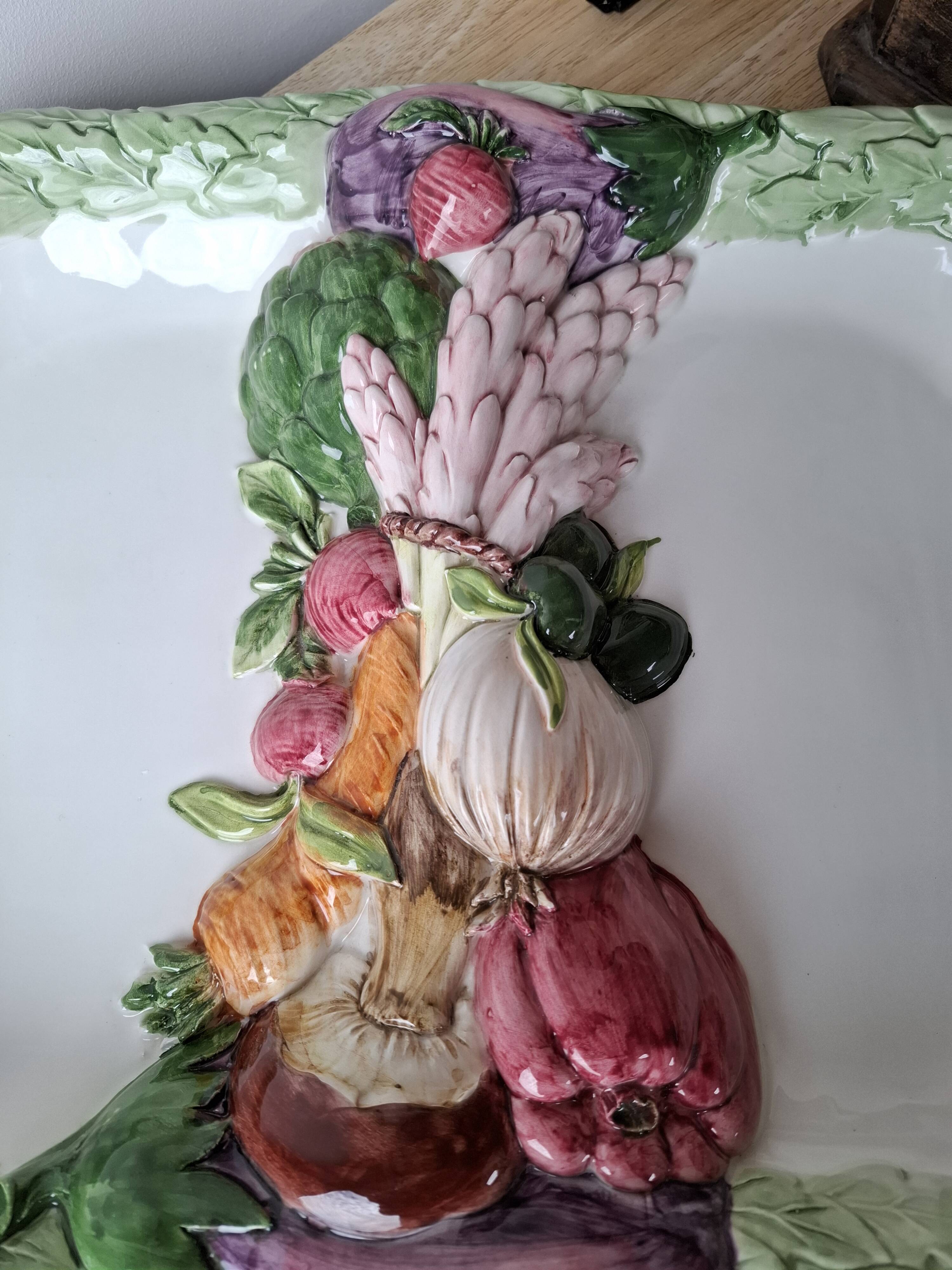 Large earthenware dish