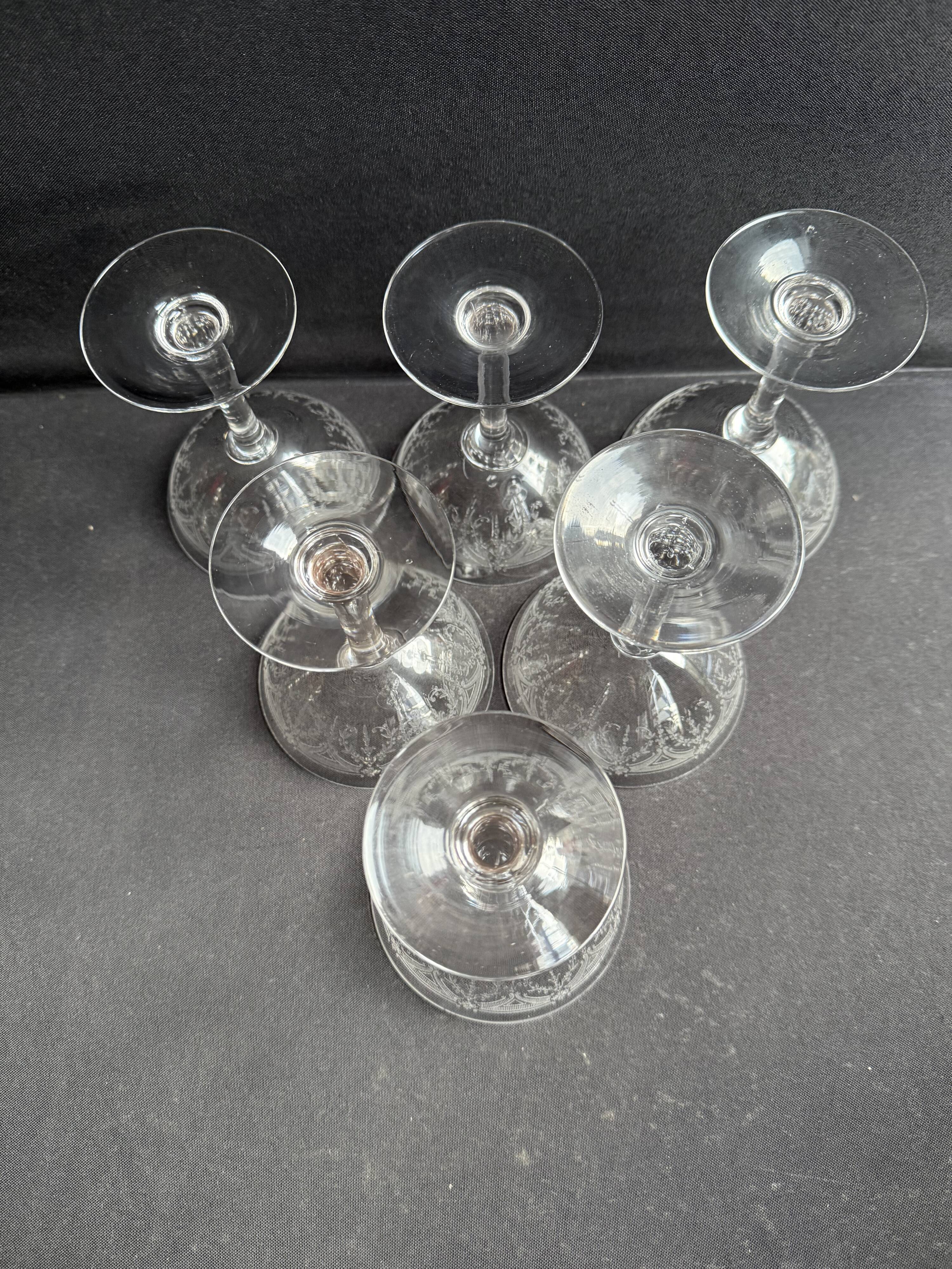 6 champagne coupes Saint Louis service Manon