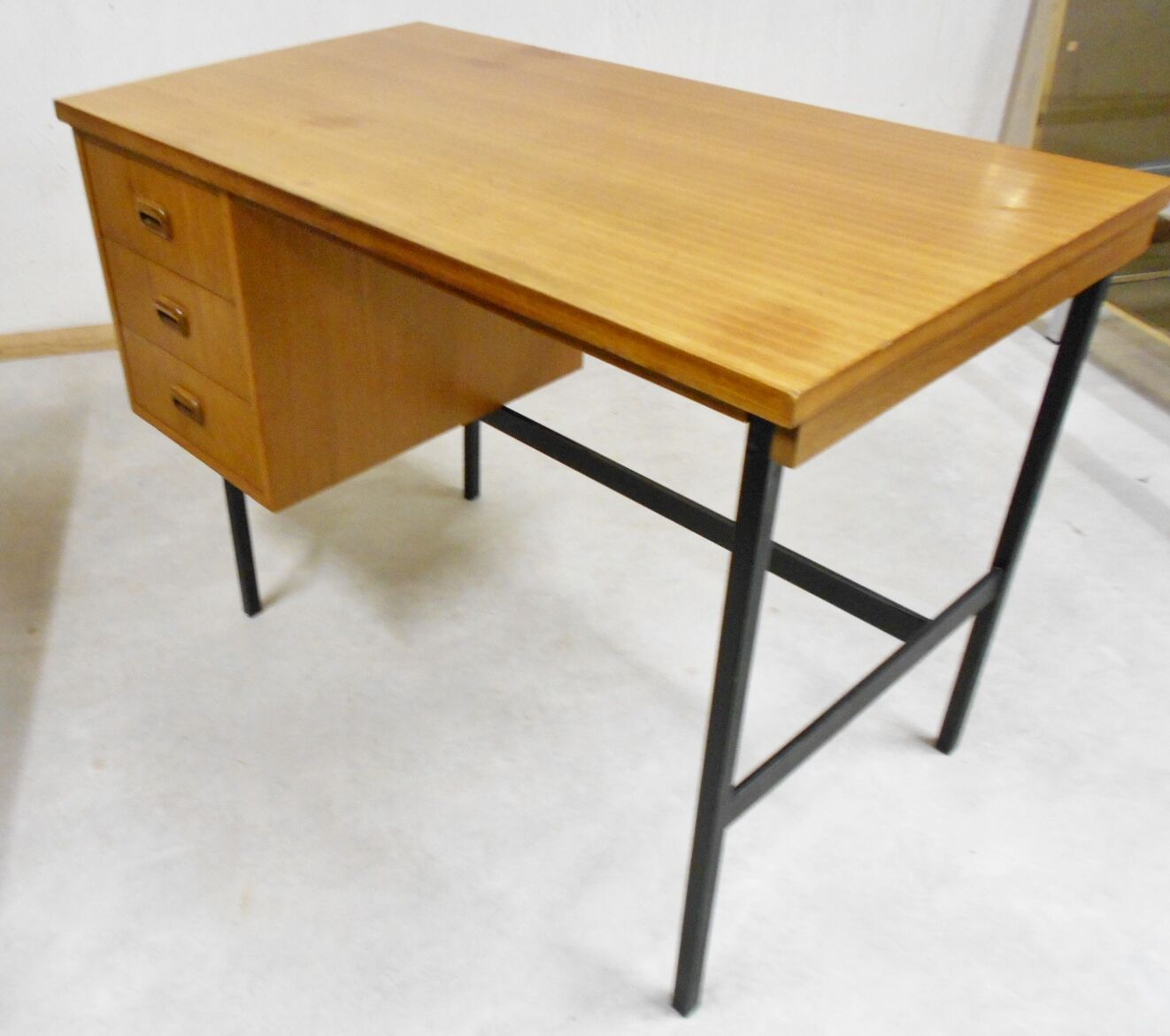 Scandinavian desk