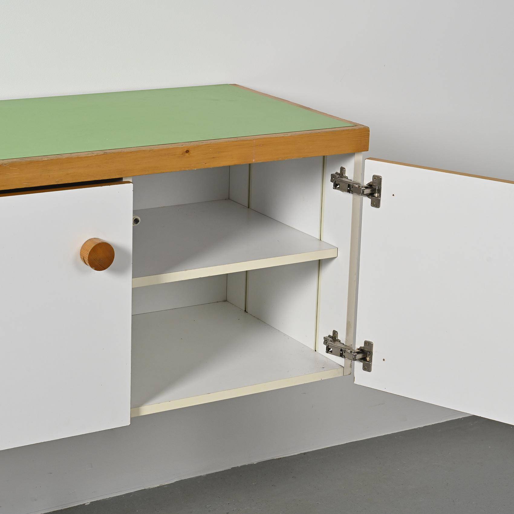Charlotte Perriand bahut Les Arcs, 1973-1976
