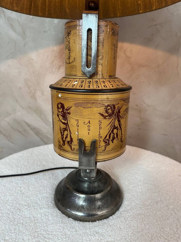 Lampe Calendrier 1920