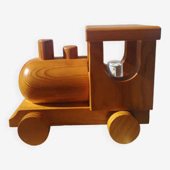 Pine locomotive lamp