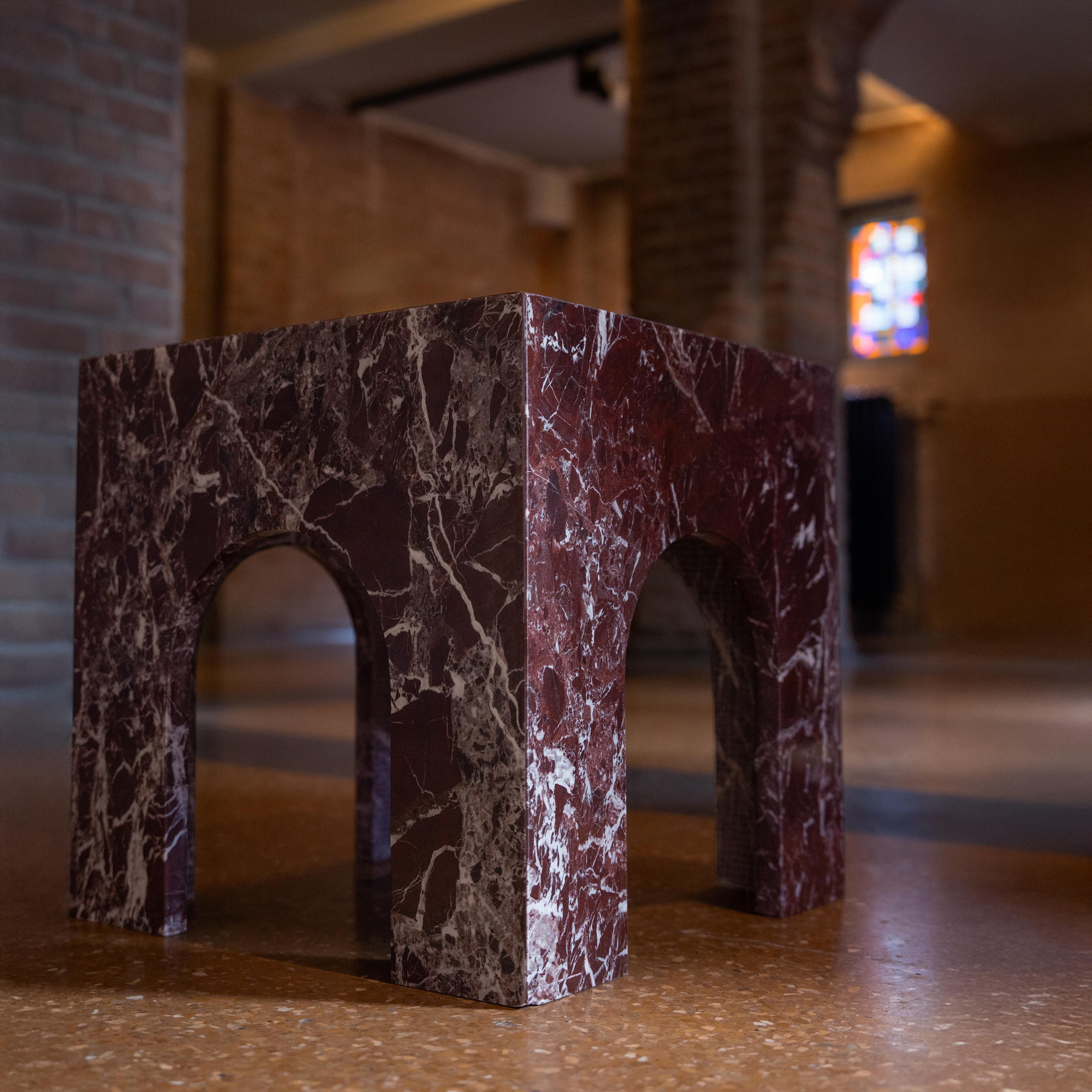 Table d'appoint en marbre Rosso Levanto