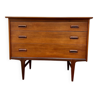 Teak chest of drawers