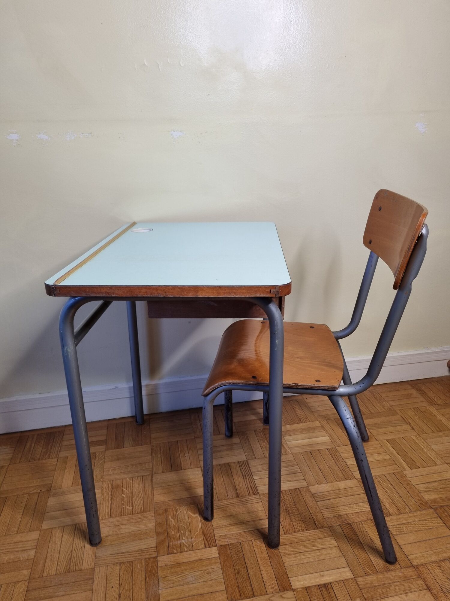 Set chair and school desk in steel, wood and formica, 50s-60s