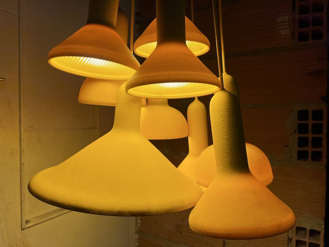 Grande suspension design Torch Light  par Sylvain Willenz pour Established & Sons - 2008