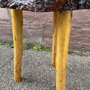 Tabouret de ferme rustique 1960 brutaliste en bois vintage