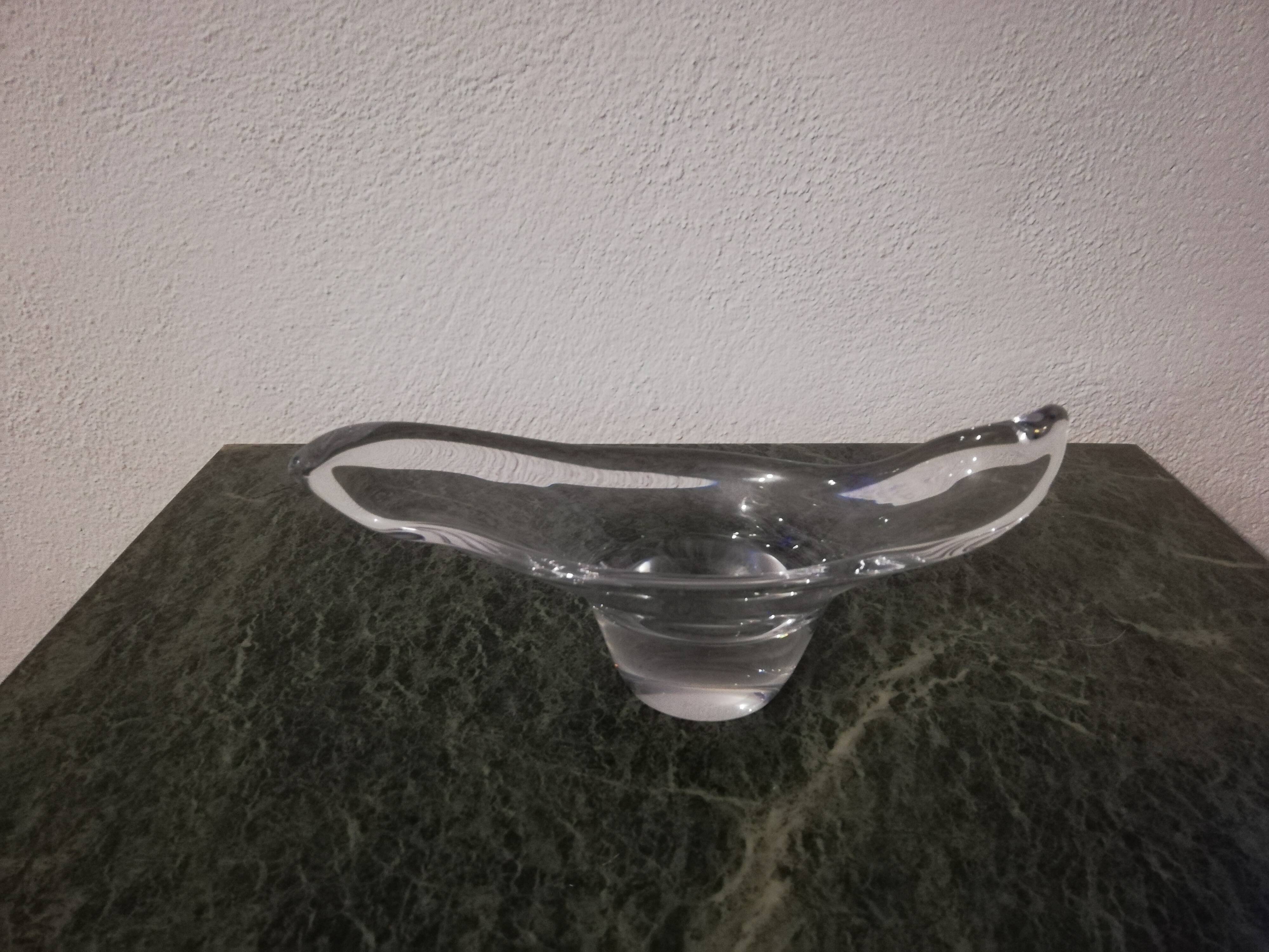 Empty pocket/crystal bowl