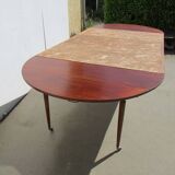 Round table with 6 spindle legs in mahogany, extendable