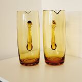 2 carafes en verre soufflé couleur jaune ambré vintage