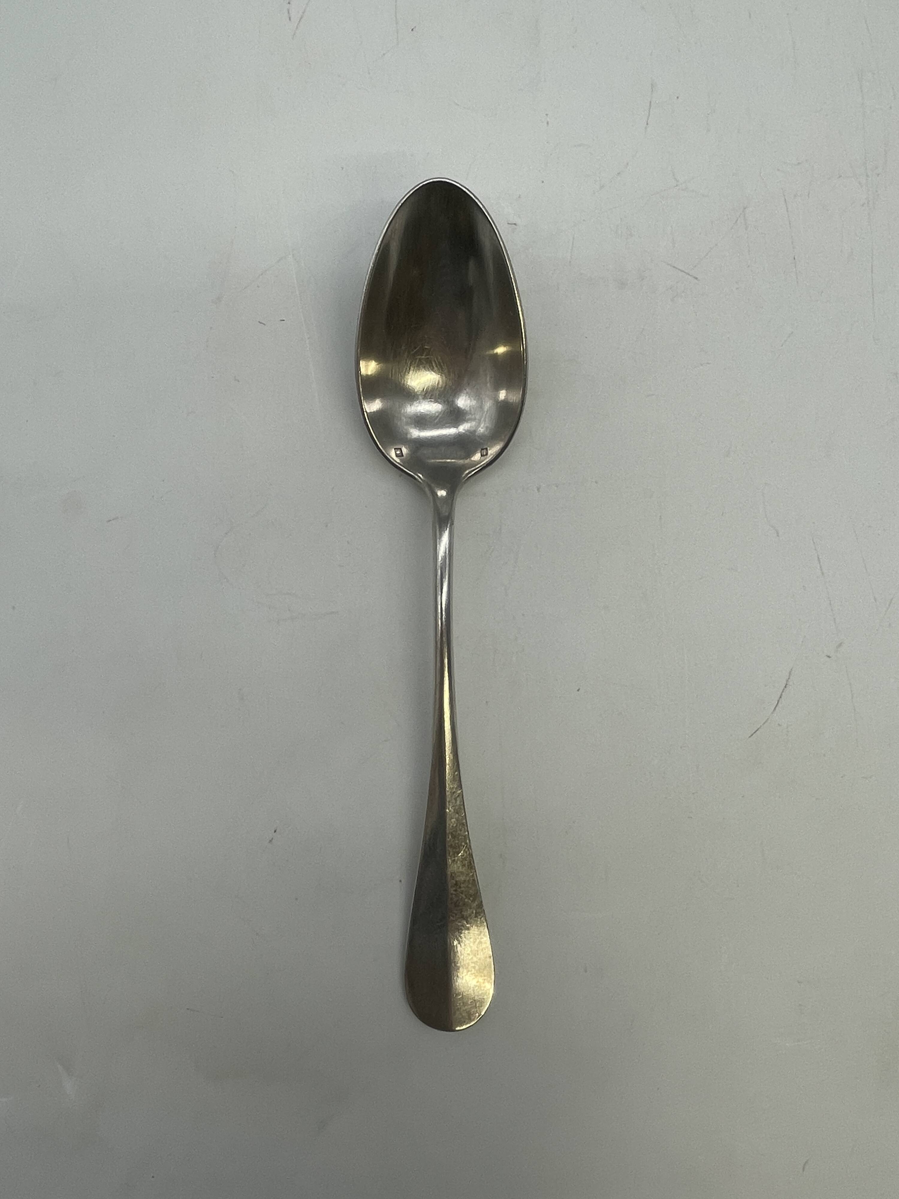Set of 12 soup spoons, 7 lunch forks, 8 dessert cutlery.