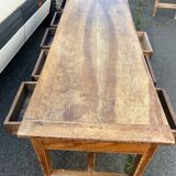 Farm table