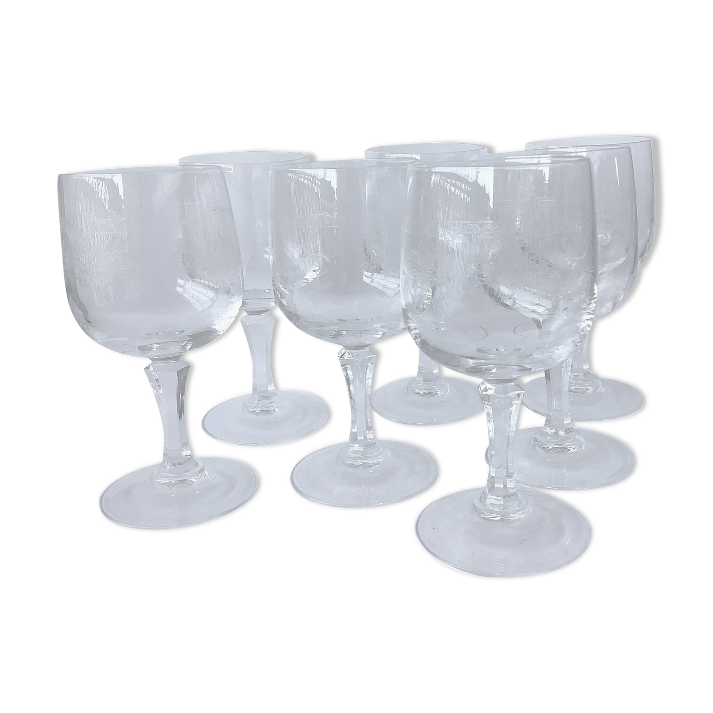 Crystal glasses chiseled on foot Vierzon