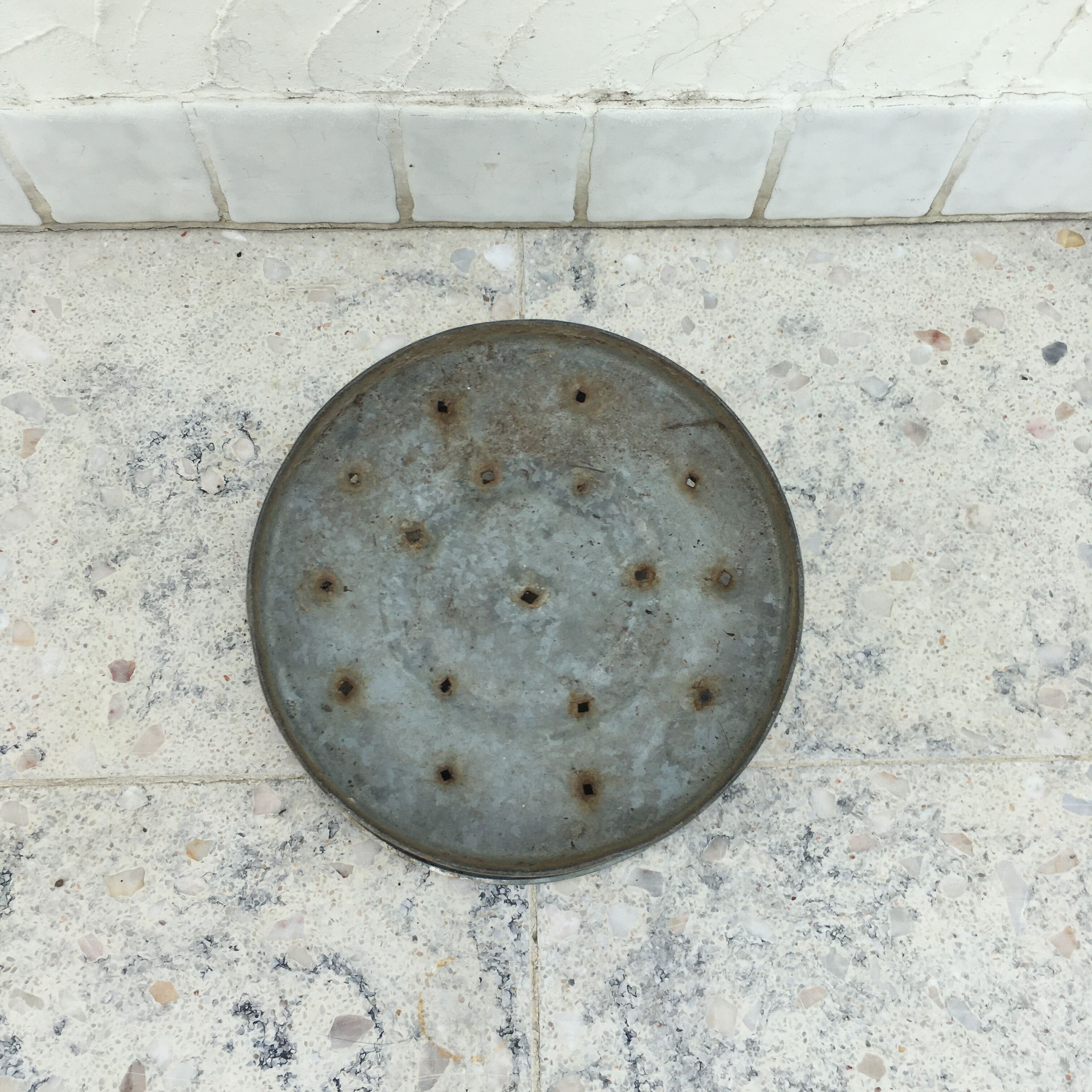 Zinc bucket for spices