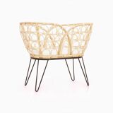 Ariana rattan cradle with metal legs