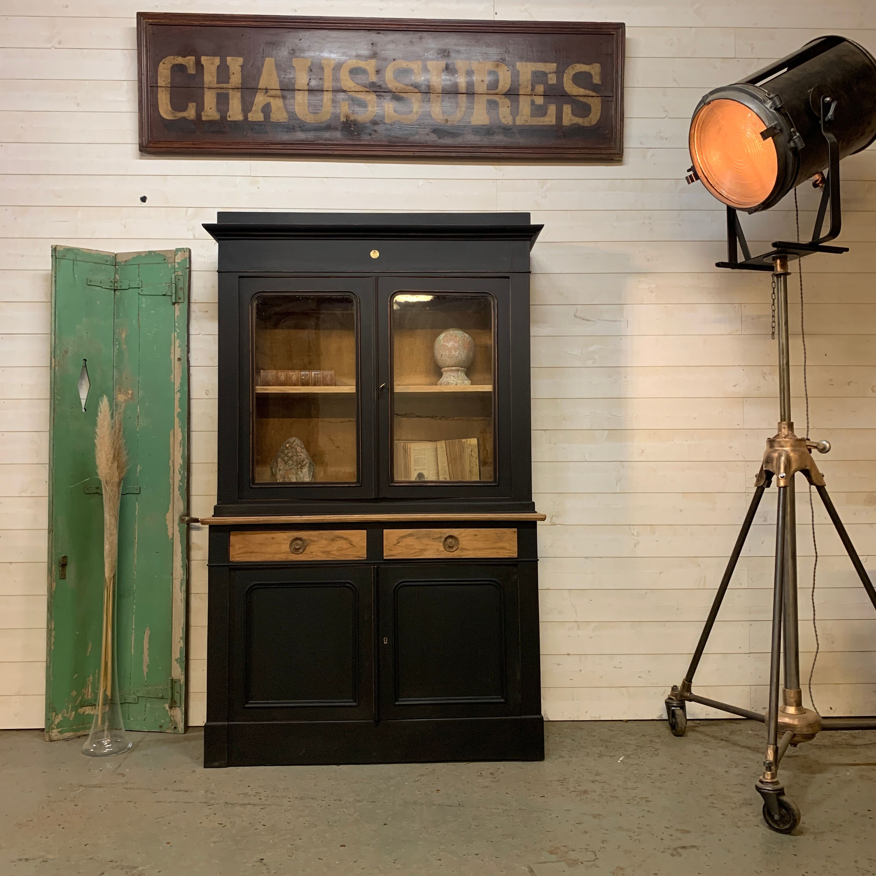 Former two-body vessel 1940